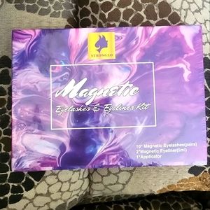 SOLD-Magnetic Eyelash Kit (10 pairs)